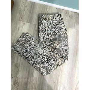 Chicos Capri Style Pants Size 6 Cheetah Print High